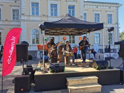 Seminārs un pikniks uzņēmuma kolektīvam